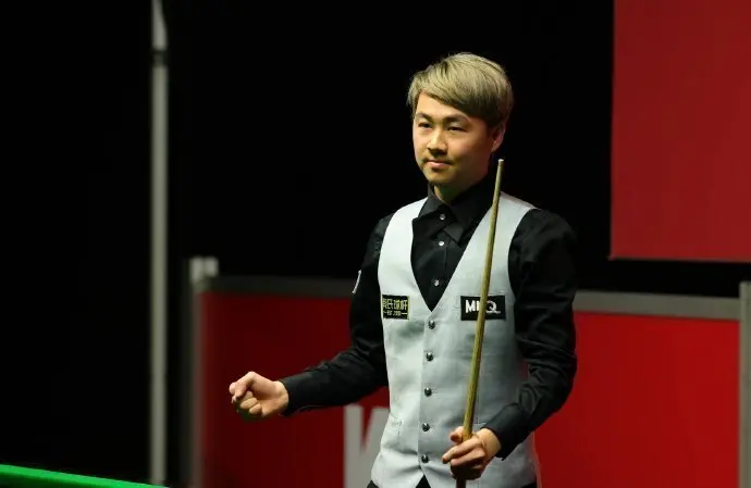 第四个比赛, 位的张家玮, 横扫